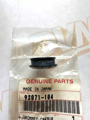 NEW GENUINE92071-104 KAWASAKI Z650 Z1000 CARBURETTOR GROMMET RUBBER