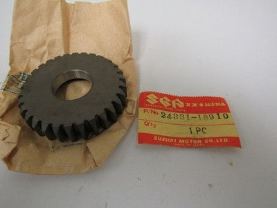 SUZUKI NOS 3RD GEAR DRIVEN   LT125 ALT125 P N 24331-18910