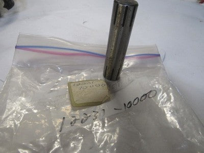 NOS GENUINE SUZUKI 12231-10000 middle crankshaft pin