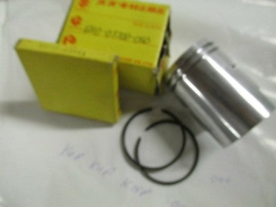Suzuki K10 K11 K15  injected   nos 1st over  (.50) piston and ring set 1966-1968