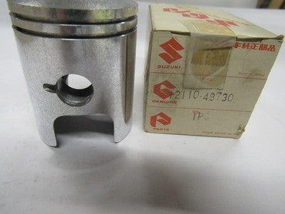 NOS Suzuki OEM Piston 1979-1982 TS125 TC125 1.0MM OVERSIZE   12110-48730