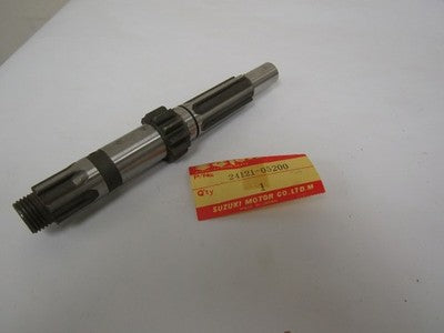 SUZUKI DR125 GN125 82-83 TRANSMISSION COUNTER SHAFT ASSY NOS OEM 24121-05200