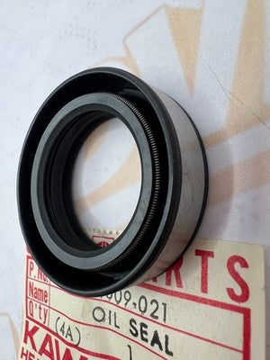 Kawasaki NOS NEW 44009-021 Fork Oil Seal C2 G3 KH C2SS C2TR G3SS G3TR KH100