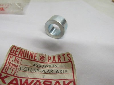 KAWASAKI F6 125 F7 250 KT 250 REAR AXLE COLLOR OEM NOS PT# 42032-036