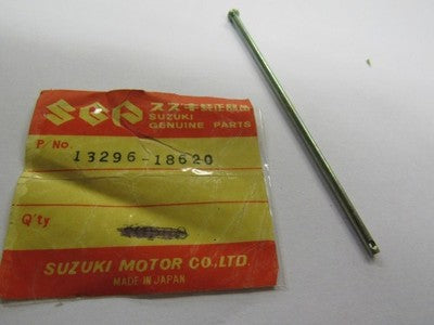 Suzuki 1970-1971 T250  nos throttle valve adjusting rod 13296-18620