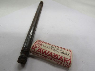 Kawasaki NOS NEW 13167-006 Gear Change Pedal Shaft G3 G31M G3SS G3TR Bushmaster