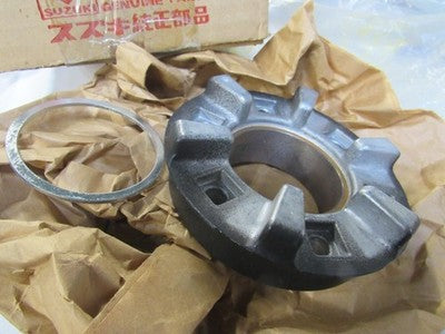 Suzuki 64600-28830 TM100 TM125 Rear Sprocket Carrier Hub OEM 64600-28830 NEW