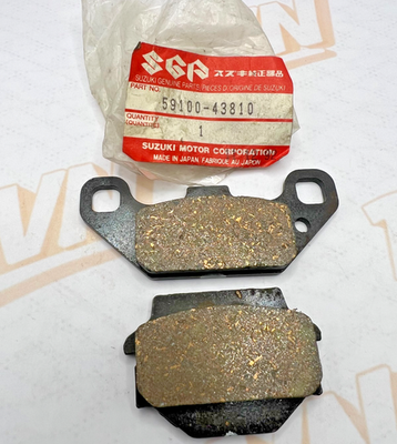NOS SUZUKI 59100-43810 BRAKE PAD SET