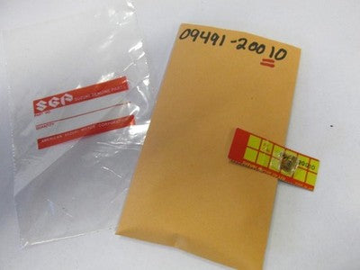NOS SUZUKI   74-77 GT750 - 09491-20010 - .JET, MAIN (#100)