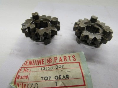 Kawasaki NOS NEW 13137-029 Output Shaft Top Gear KD KE KS KD125 KE125 KS125