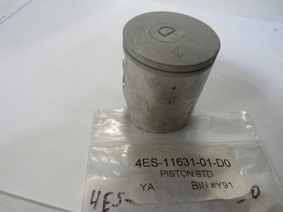 Yamaha   NOS Piston STANDARD   4ES-11631