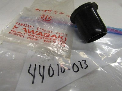 Kawasaki NOS NEW 44010-013 Fork Dust Shield W1 W2 W1SS W2SS W2TT Commander