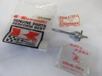 74-79 KAWASAKI KS125 KS 125 DIPSTICK CLUTCH COVER FILLER PLUG 16115-020