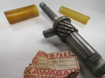 NOS KAWASAKI 1971 F8 250, 1970 F5 350 Kicker Kick Start Shaft OEM 13066-023