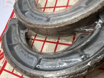 NEW REAR BRAKE SHOES FITS SUZUKI ATV   LT-F 250 1987-1990 64410-19B00 SET of 2