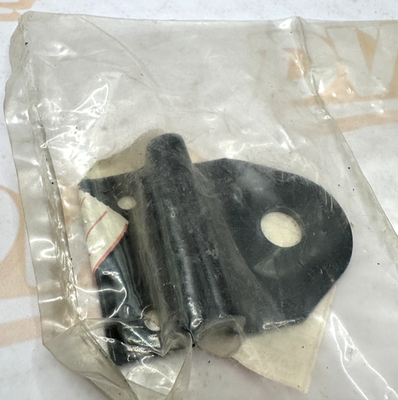 Kawasaki NOS NEW 11034-3516 Brace Bracket