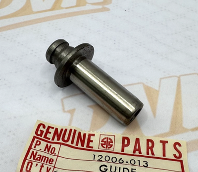NOS OEM Kawasaki KZ400 KZ400D KZ400S EXHAUST VALVE GUIDE 12006-013