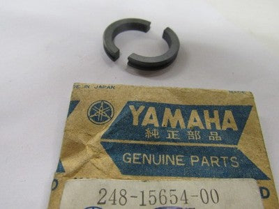 NEW Genuine OEM Yamaha HOLDER, KICK GEAR - 248-15654-00-00 SOLD AS 2