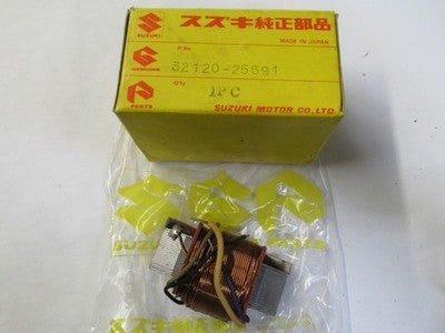 Suzuki TS100 TC100 1973-1975    Lighting coil A   p.n 32120-25691 Kokusan IGN.