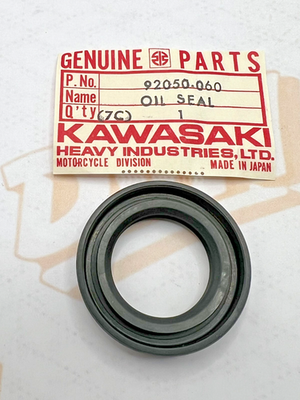 Kawasaki NOS NEW 92050-060 Rear Hub Bearing Oil Seal KD KE KL KS KX KZ VN