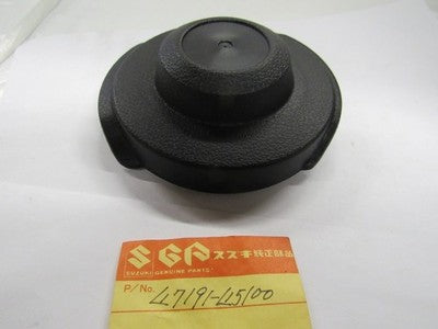 Suzuki OEM NOS GS850 RIGHT SIDE SWING ARM COVER 47191-45100
