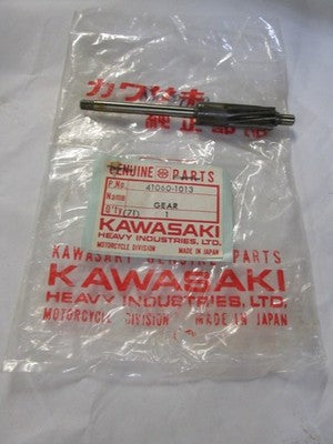 KAWASAKI 1978 1979 - 1983 KZ400 KZ440 CYLINDER HEAD COVER TACHOMETER DRIVE GEAR