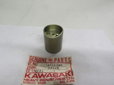KAWASAKI CARBURETOR THROTTLE SLIDE F6 F7 1971-1975 NOS/OEM 16025-069