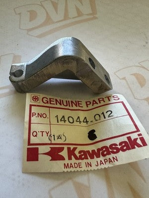 1 NOS Kawasaki 14044-012 KX125 KE125 KD125 Wire Cable Guide Holder Bracket OEM