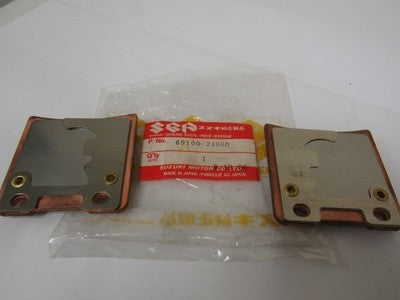 SUZUKI GV1200 Cavalcade nos rear brake pad set  1986-1989     69100-24860