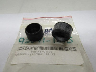 Kawasaki NOS NEW 92071-1015 Spark Plug Grommet AN EX KZ KLF KLT KLX VN ZX AN112