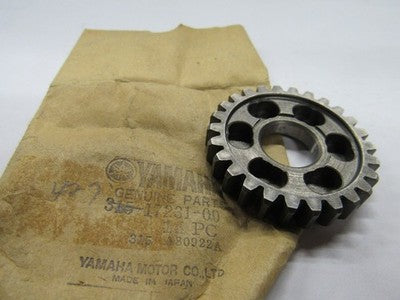 315-17231-00 Yamaha 3rd Wheel Gear (26T) for AT2 AT3 CT2 CT3 DT100 DT125 DT175 +