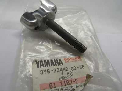 NOS Yamaha 1986-1990 Radian YX600 Handle Lower Holder 3Y6-23442-00-38