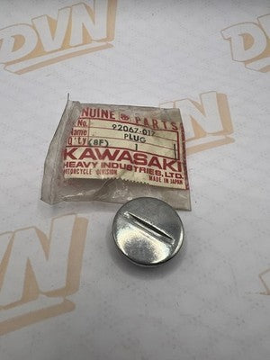 NOS OEM 92067-017 KAWASAKI ENGINE COVER PLUG KD KS KE KX