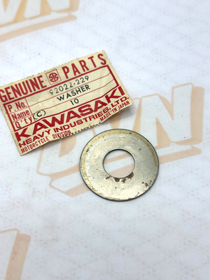 1 NOS 1973-1975 KAWASAKI F11 250 CLUTCH HUB PLAIN WASHER OEM 92022-229 NEW Part