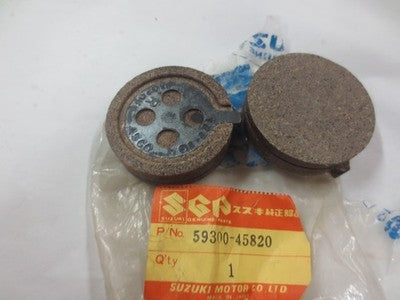 nos suzuki factory original brake pad set 59300-45820 gs550 gs750 gs400 1977-79
