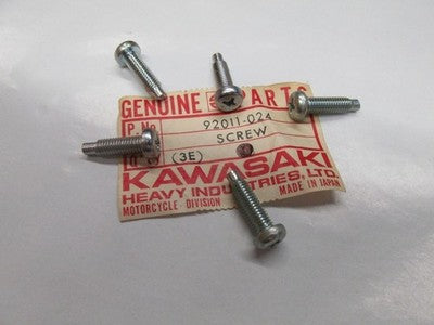 Kawasaki H1 H2 Z1 F11 F9 NEW NOS Headlight Screw 92011-024    sold as 5