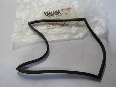 NOS GENUINE Yamaha Fairing Damper 4 84-93 XVZ1200 OEM 26H-28247