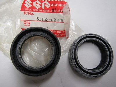 Suzuki GS250,GN250,GS300,GS400,GS450 1977-85 Oem Fork seal set p.n 51153-37310