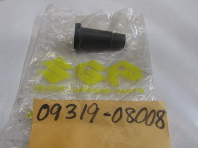 NOS SUZUKI RV RV50 RV90 NEW GENUINE PAIR ENGINE BUSH MOUNTING 09319-08008