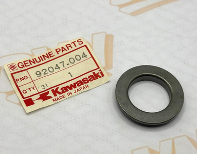 NOS NEW OEM ORIGINAL KAWASAKI F7 KE100 F6 MC1 LOWER BEARING CONE 92047-004