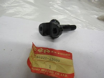 NOS Genuine Suzuki Lower Handlebar Clamp GT500 T250 T350 T500 TS250 black