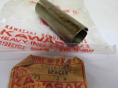 NOS OEM KAWASAKI SPACER, FORK SPRING KX250-A5 1979 92026-1012