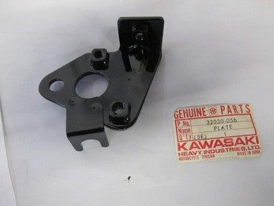 Genuine Kawasaki 32030-056 Engine Plate Bracket KZ400