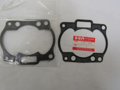 NOS OEM Suzuki Cylinder base  Gasket 1982-1985 RM250 11241-14600 (2)