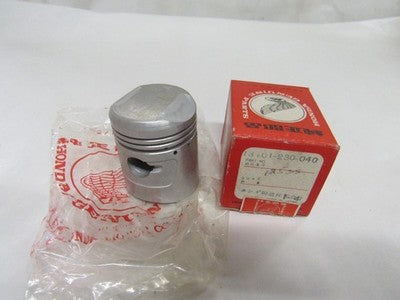 NOS HONDA CD125 CD125A  STANDARD PISTON  13101-230-040