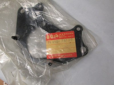 1970-1971 SUZUKI T500 T 500 METER BRACKET  OEM NOS 34950-15120