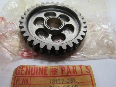 Kawasaki NOS NEW 13129-051 Output Shaft Low Gear 32T F6 F7 KD KE KD175 KE175