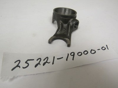 Suzuki MT50,F50   nos Shift fork     p.n 25221-19001