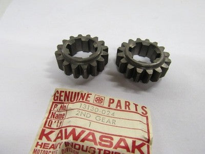 Kawasaki NOS NEW 13130-024 Drive Shaft 2nd Gear F6 F7  KE KD175 KE175 sold as 2