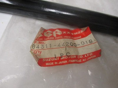 NOS Suzuki Rear Torque Link 64311-44200-019